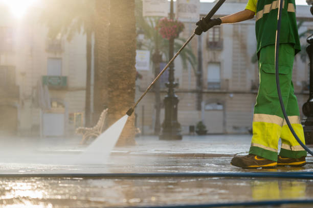 Best Sidewalk Pressure Washing  in Maple Heights, OH